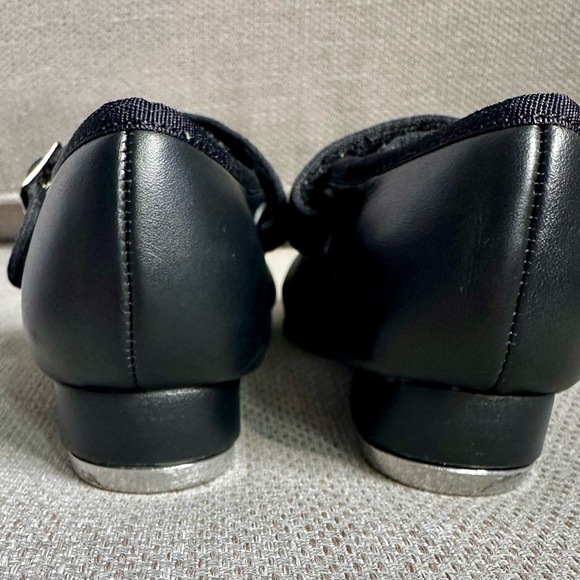 CAPEZIO TAP SHOES Size 11 👯‍♀️ Excellent Condition - Picture 5 of 6